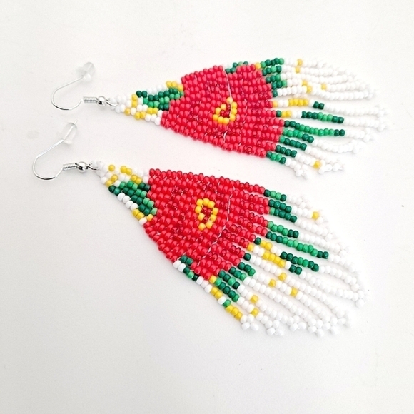 💖 2/$30 Seed Bead long tassel boho white red floral rose drop earrings Festival - Picture 12 of 17